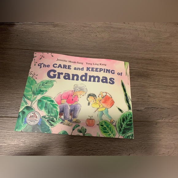 Children's Book Bundle - Picture 3 of 4